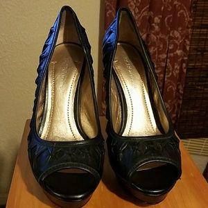 Bcbg aaliyah heels 4.5